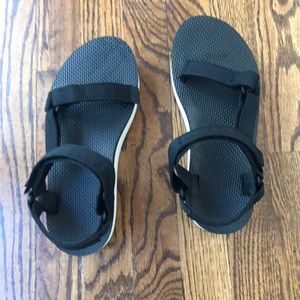 Teva Women’s Platform Sandal